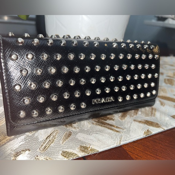 ‼️SOLD‼️PRADA Long Wallet Black Saffiano Leather studded Limited Edition - Picture 6 of 15
